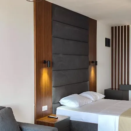 Apartaments Begu Ulcinj Exterior photo