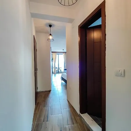 Apartaments Begu Ulcinj Exterior photo