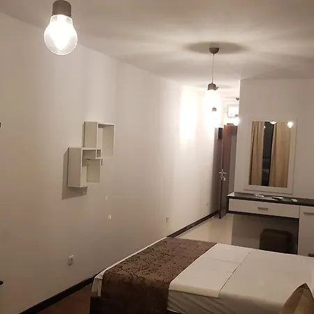 Apartaments Begu Ulcinj Exterior photo